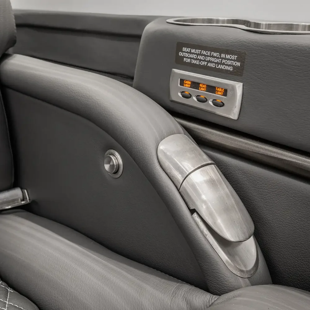 Piaggio P180 Avanti II, Aerovisto Group, Aircraft Interior refurbishment,