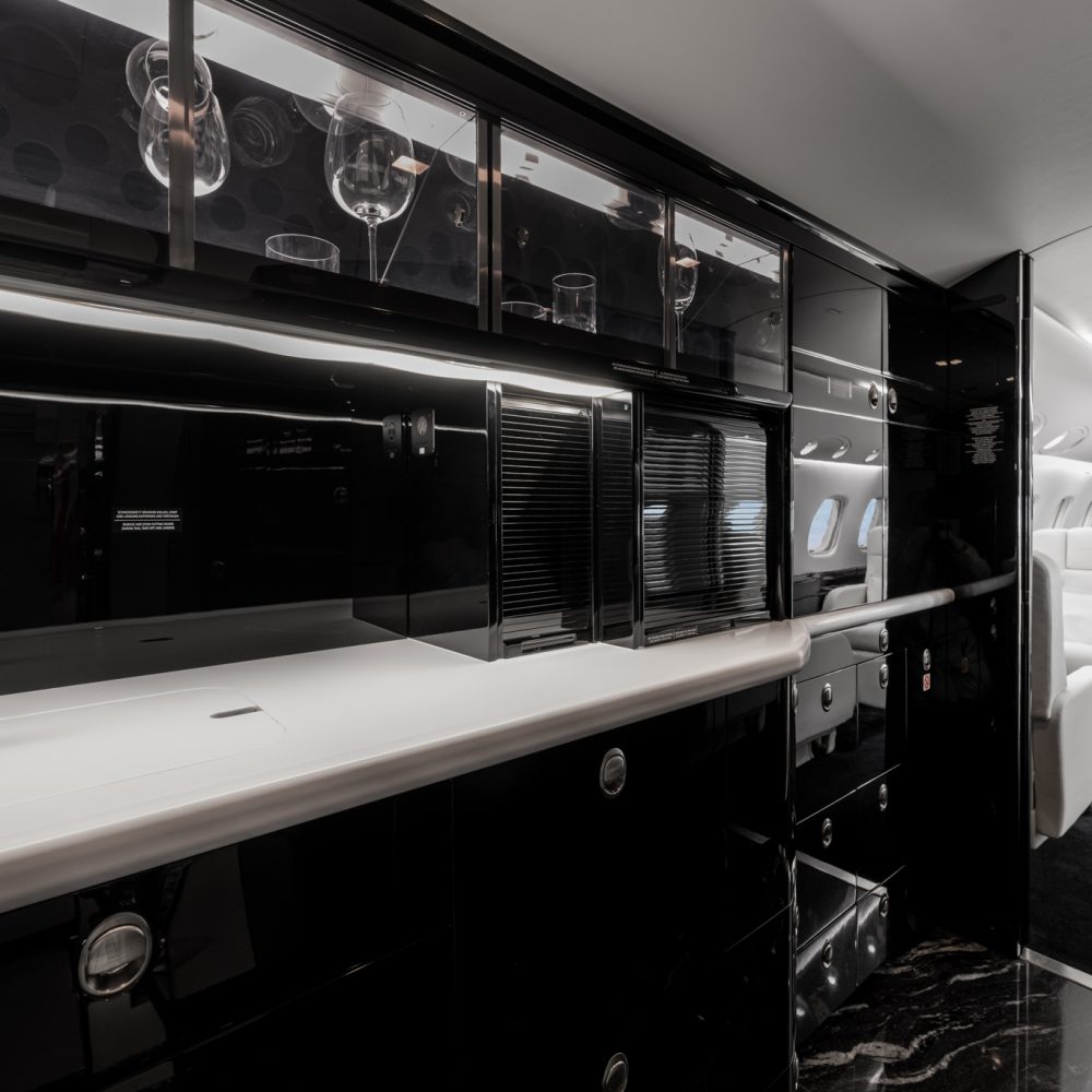 AeroVisto_Business_Jet_Private_Jet_Refurbisment_Aircraft_AAS_SL7_8000-Bearbeitet.jpg aerovsito, Countertop replacement,